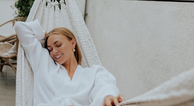 cariloha-bamboo-bathrobe-hammock-resort