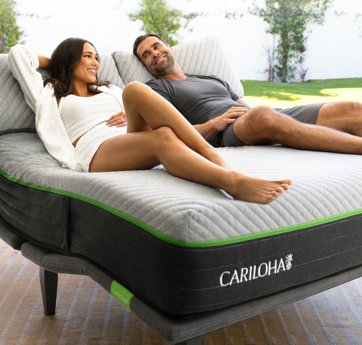 cariloha-mattress-bamboo-retreat-couple